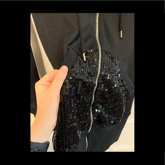 Only: Zip-Up Long Hoodie - Picture 2 of 5